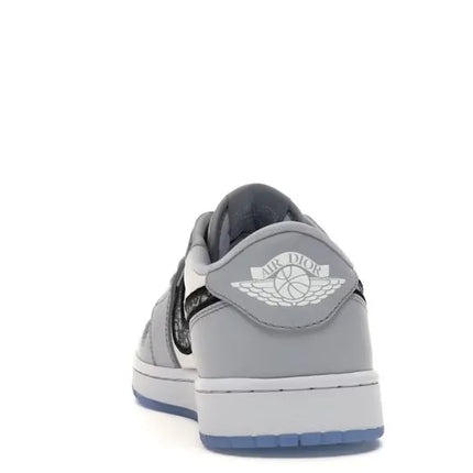 Jordan 1 Retro Low Dior