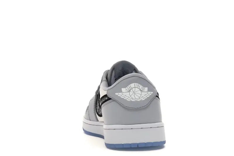 Jordan 1 Retro Low Dior