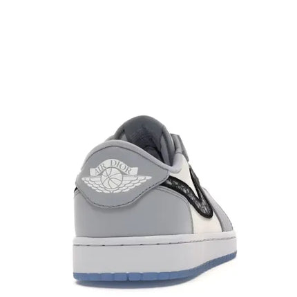 Jordan 1 Retro Low Dior