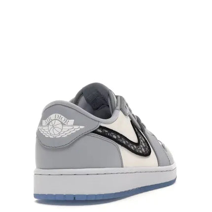 Jordan 1 Retro Low Dior