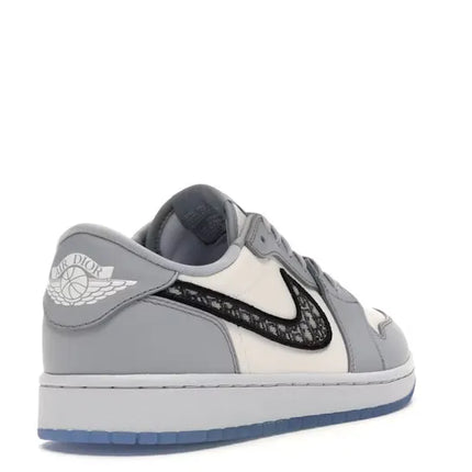 Jordan 1 Retro Low Dior