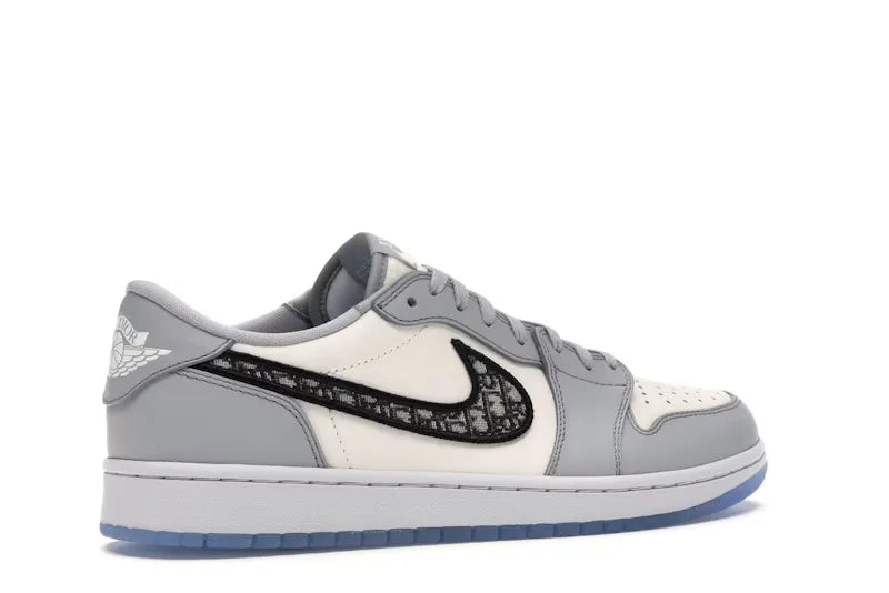 Jordan 1 Retro Low Dior