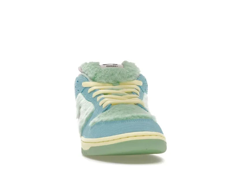 Nike SB Dunk Low Verdy Visty