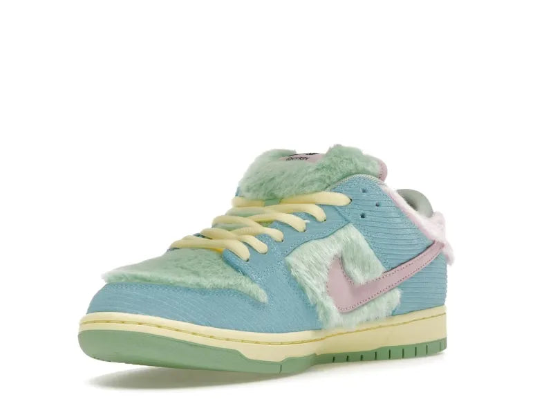 Nike SB Dunk Low Verdy Visty