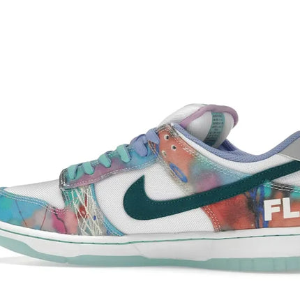 Nike SB Dunk Low Futura Laboratories Bleached Aqua