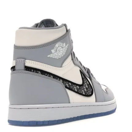 Jordan 1 Retro High Dior