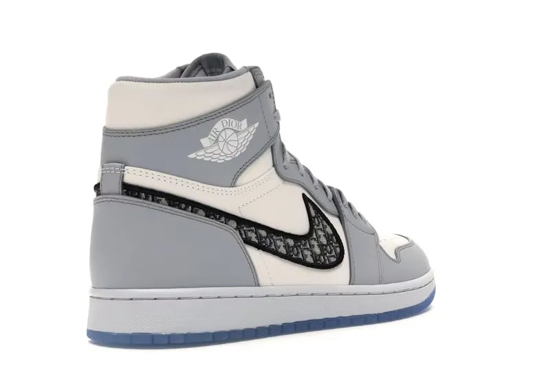 Jordan 1 Retro High Dior
