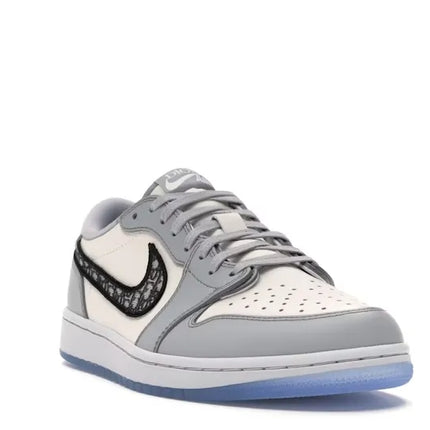 Jordan 1 Retro Low Dior