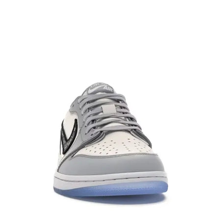 Jordan 1 Retro Low Dior