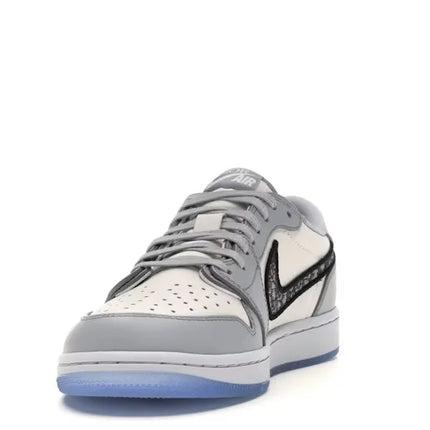 Jordan 1 Retro Low Dior