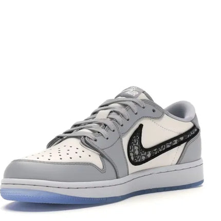 Jordan 1 Retro Low Dior