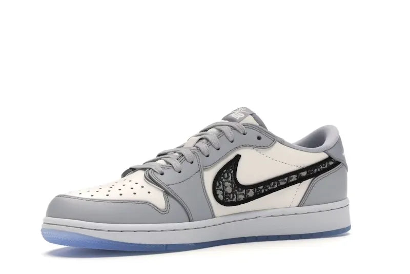 Jordan 1 Retro Low Dior